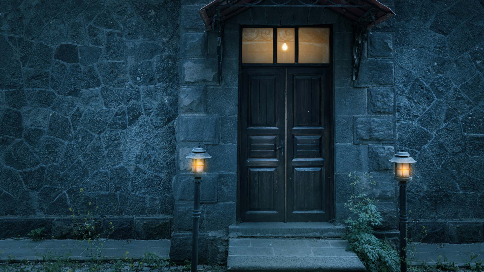 A spooky door