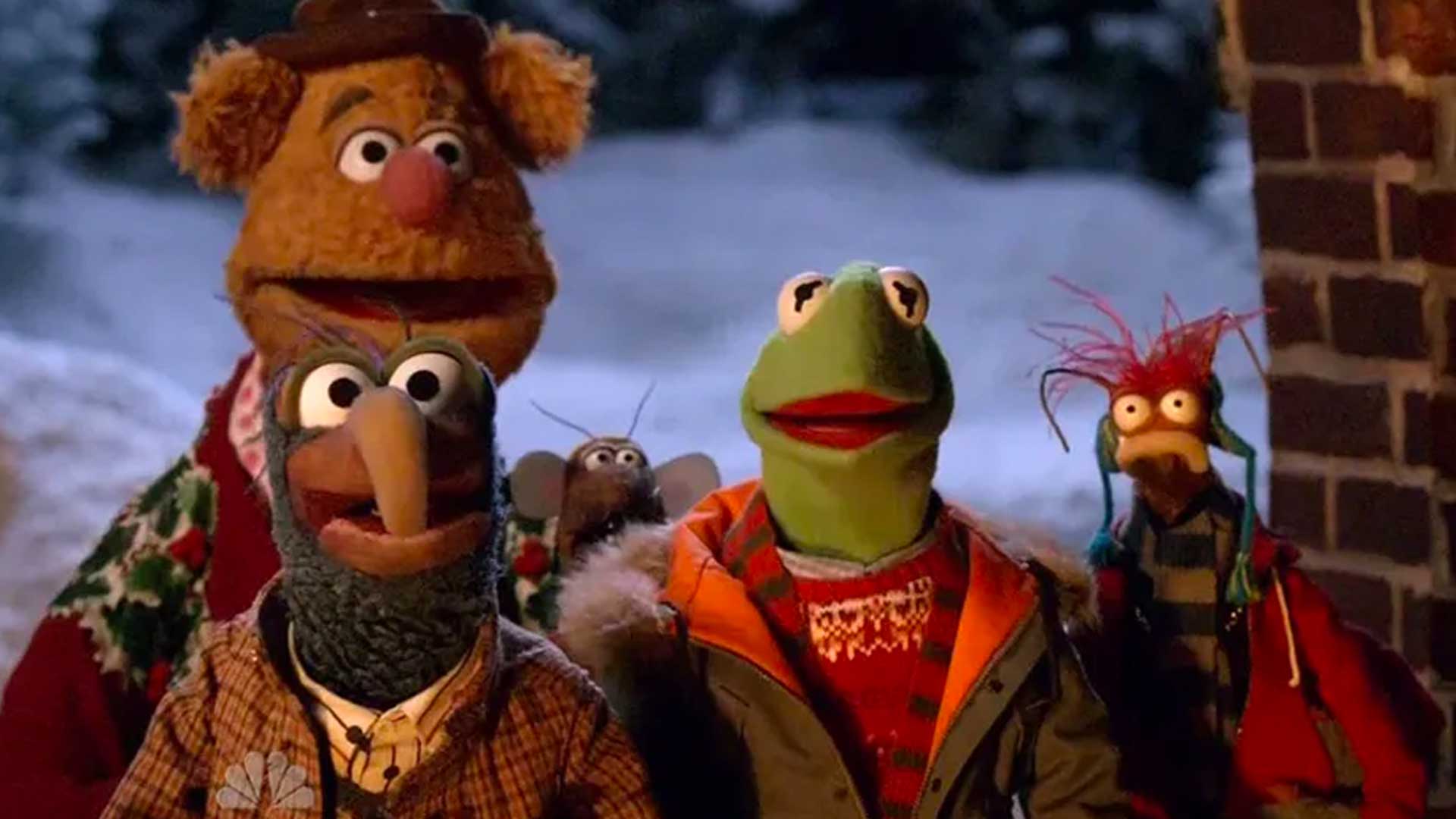 A scene from A Muppets Christmas: Letters to Santa