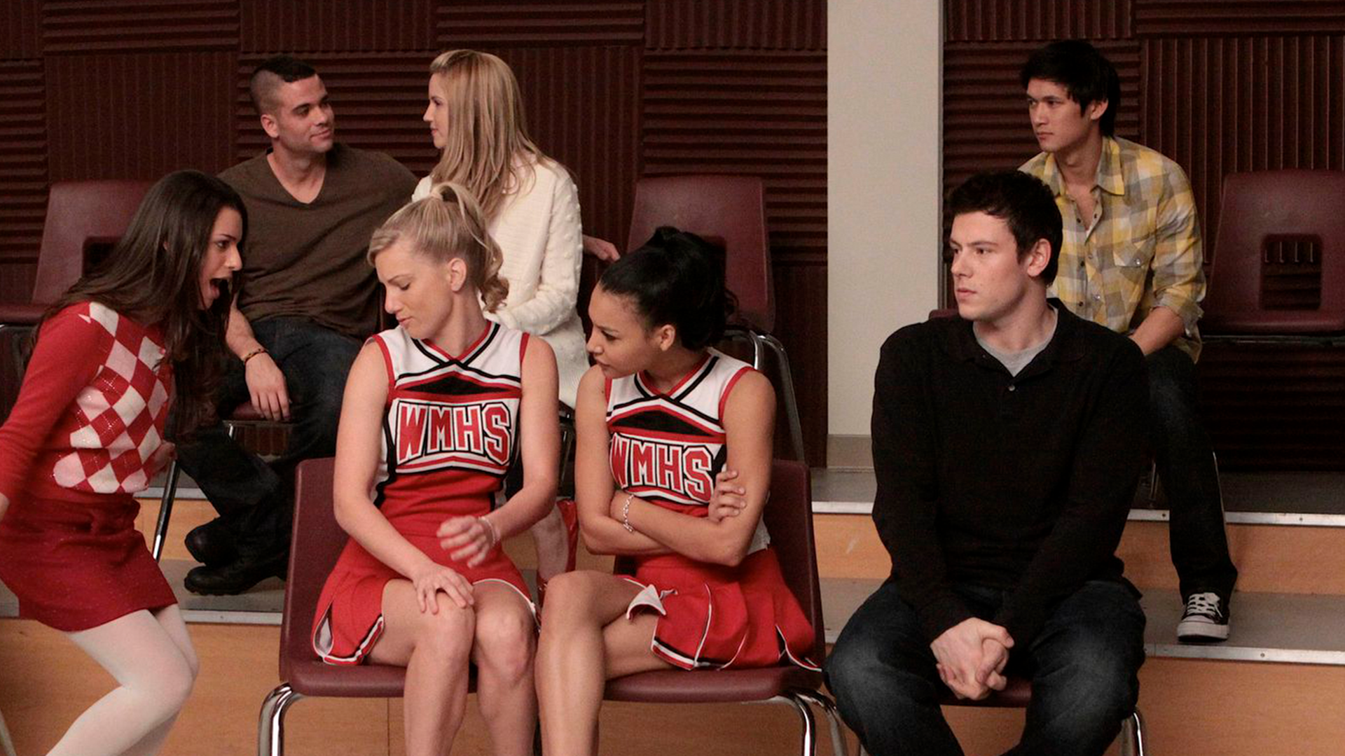 Screenshot from Glee