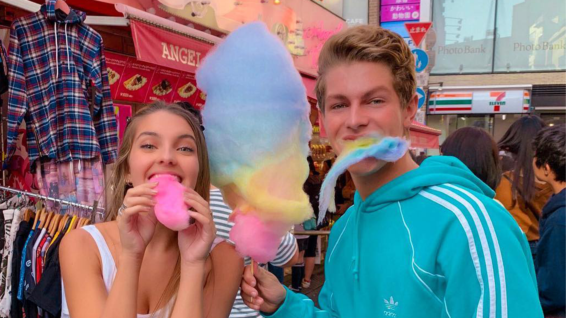 Lexi and Brad eating candyfloss
