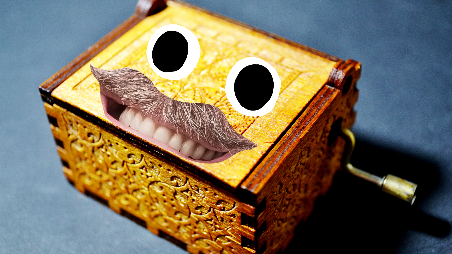 Music box with goofy face