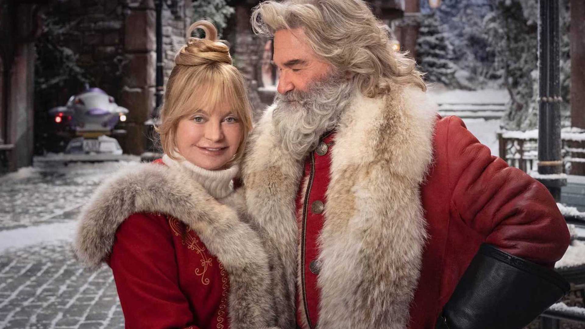 Mrs Claus and Santa