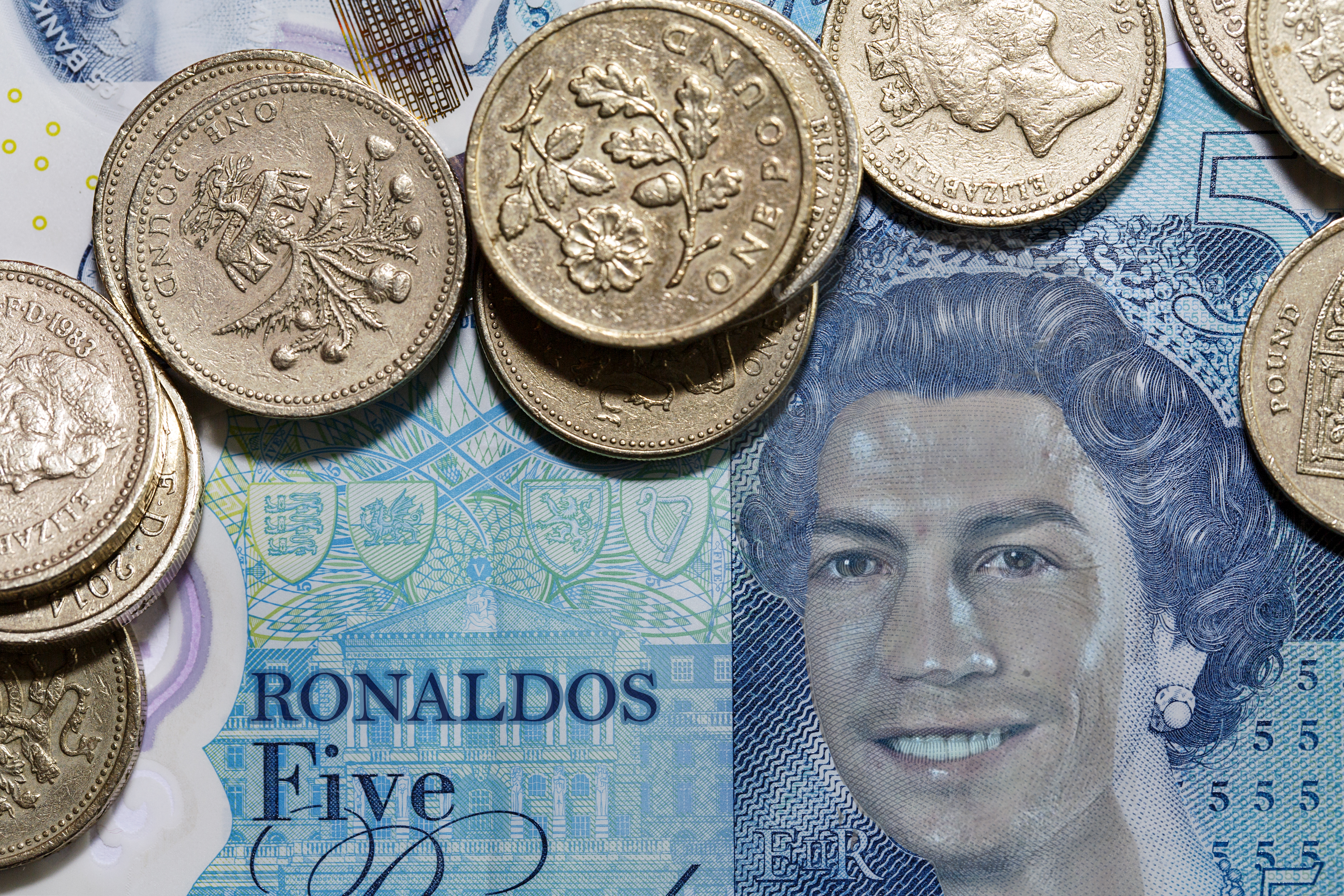 Five Royal Ronaldo Pounds