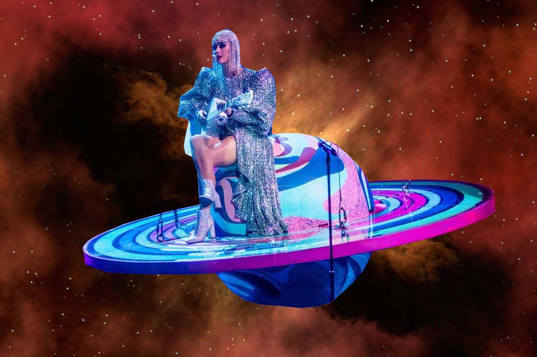 Katy Perry lost in space