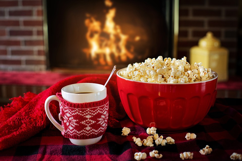 Popcorn and hot chocolate Christmas Quiz