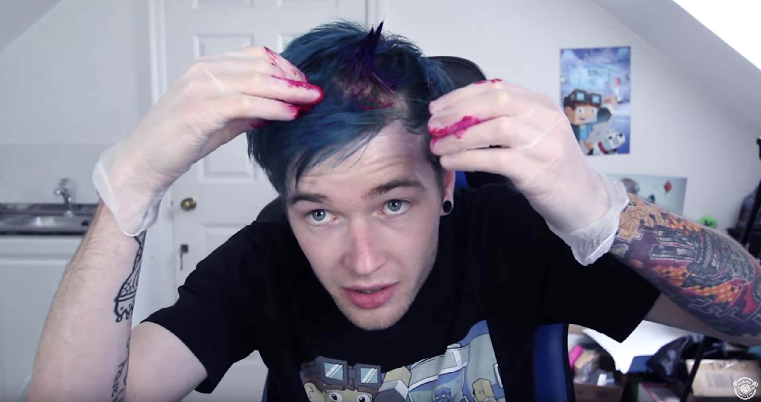 Dantdm's Hair Transformation: Blue to Pink! - wide 6