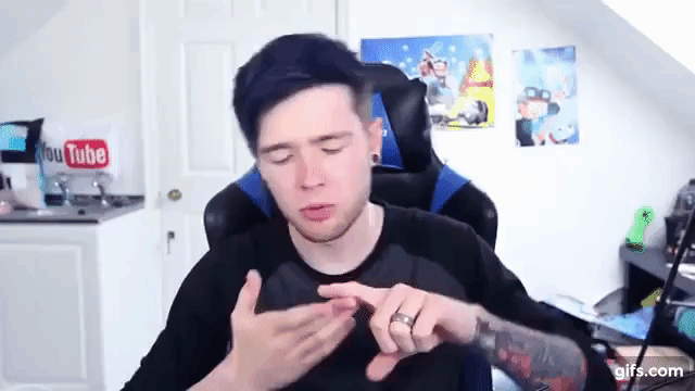 DanTDM counting on his fingers 
