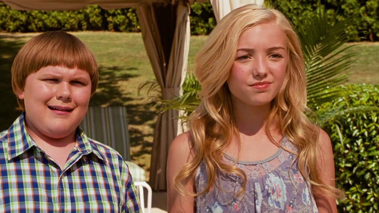 Rowley and Hannah in Diary of a Wimpy Kid: Dog Days
