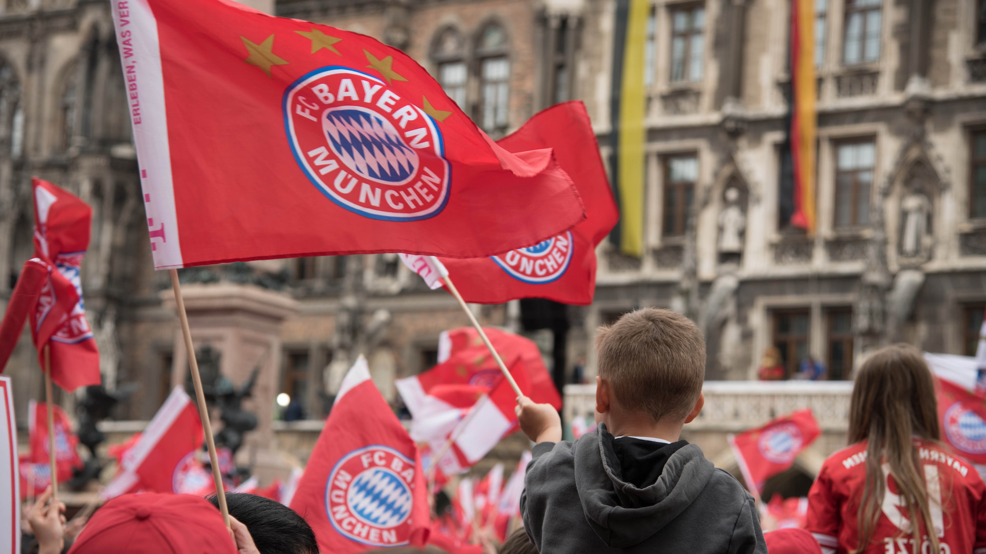 Bayern Munich fans in the street